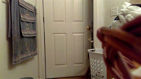 spy mom shower|Spying on my mom (she was taking a shower)